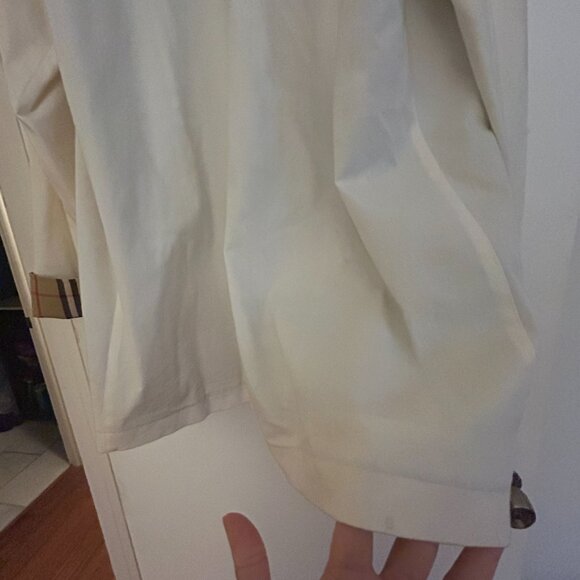 Burberry White Trench Coat - Picture 4 of 10